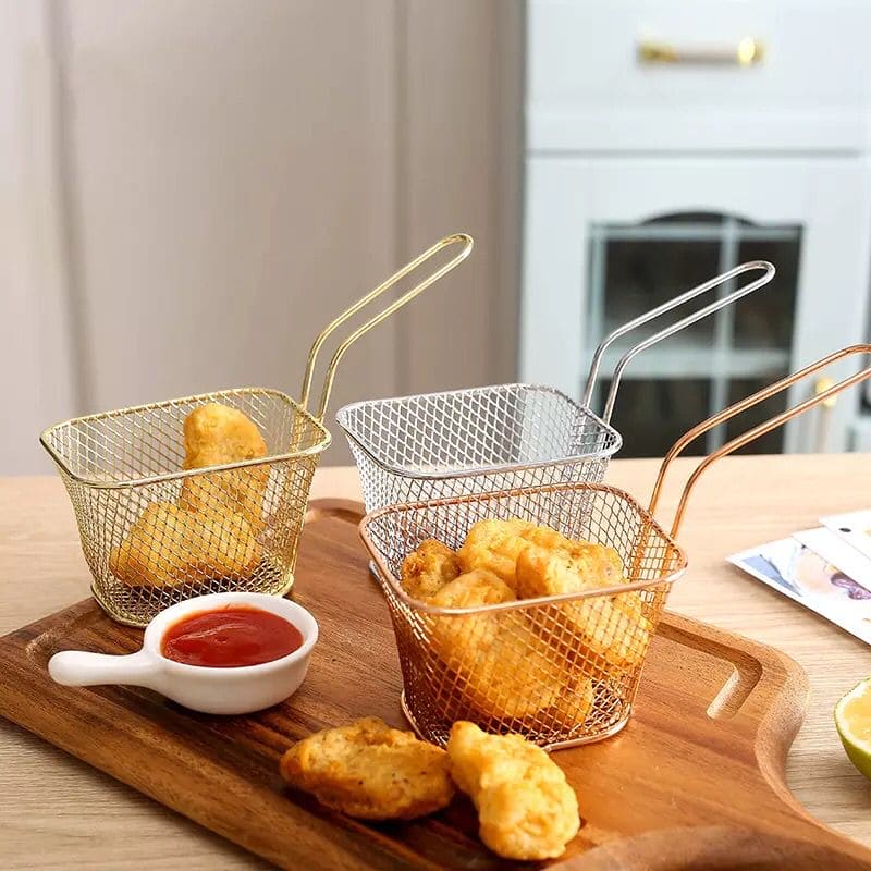 Stainless Steel Square French Fries Frying Basket, French Fries Colander Strainer, Stainless Steel Square Fried Food Filter, Mini Mesh Metal Square Colander Deep Frying Basket, Snack Strainer Cooking Tool Stainless Steel Square French Fries Frying Basket, French Fries Colander Strainer, Stainless Steel Square Fried Food Filter, Mini Mesh Metal Square Colander Deep Frying Basket, Snack Strainer Cooking Tool